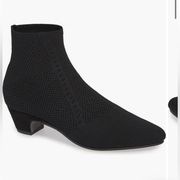 EILEEN FISHER Purl Sock Bootie (Women) Size 71/2 - Picture 2 of 11